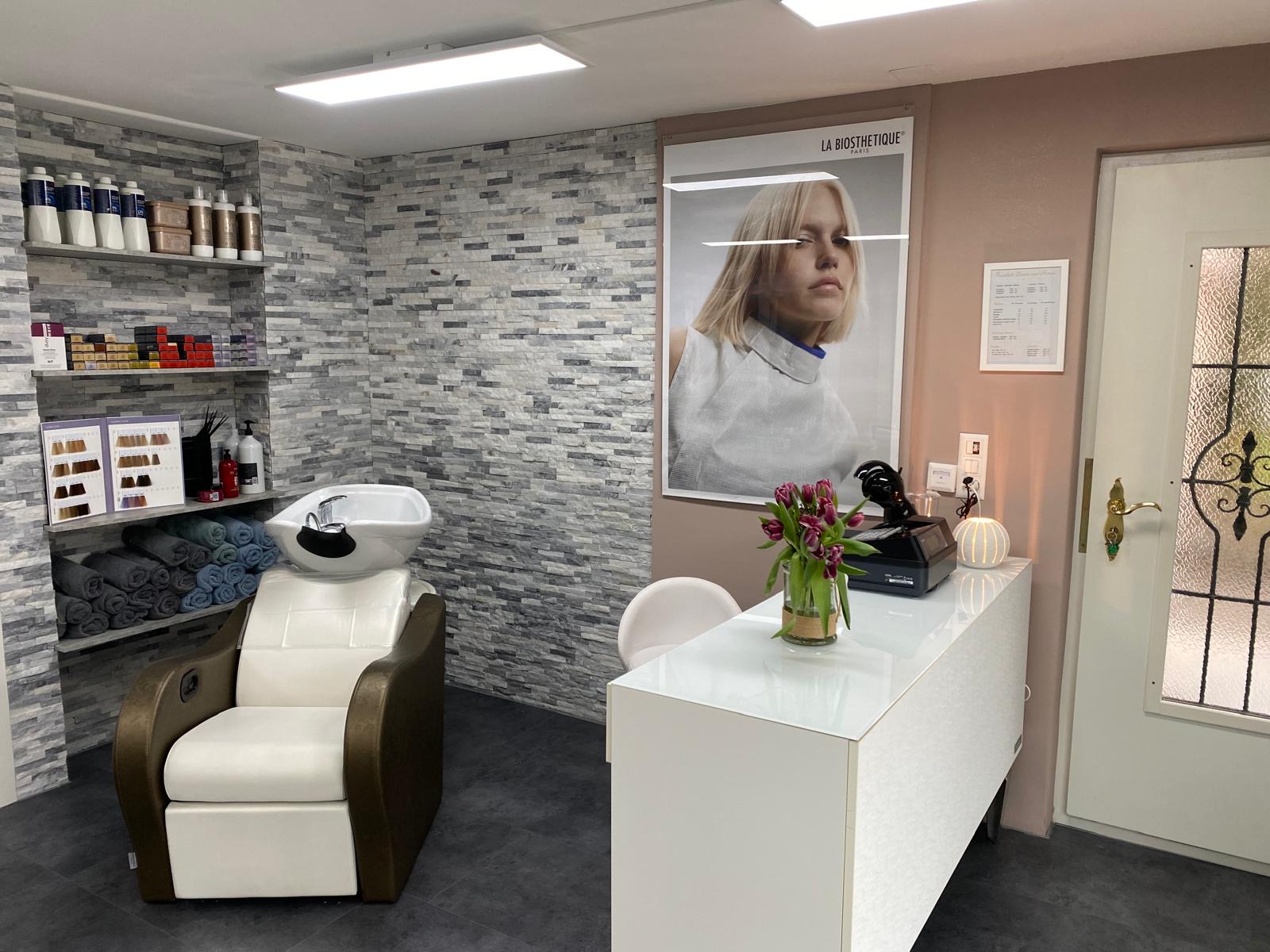 Salon Waschstation und Empfang